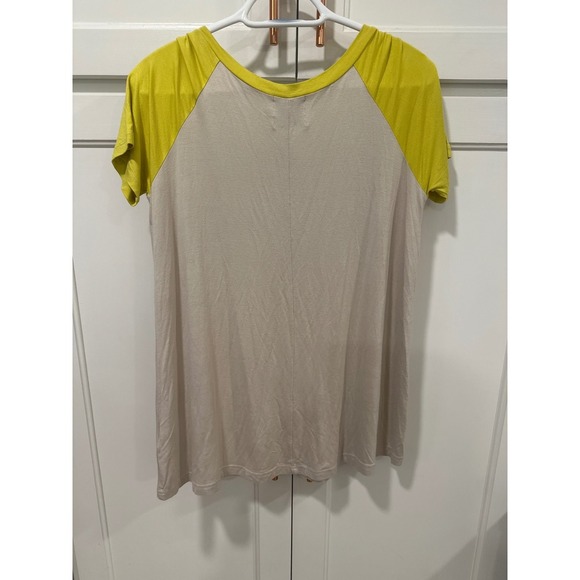 Judith March Blondie T-Shirt Top V-Neck Short Sleeve Yellow Beige Small - Picture 4 of 6